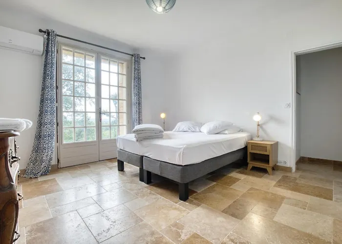 Feriehus Maison Le Cayre