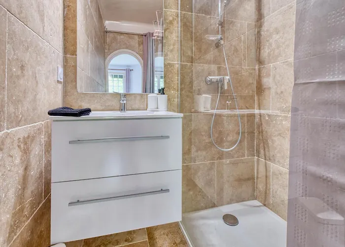 Feriehus Maison Le Cayre *